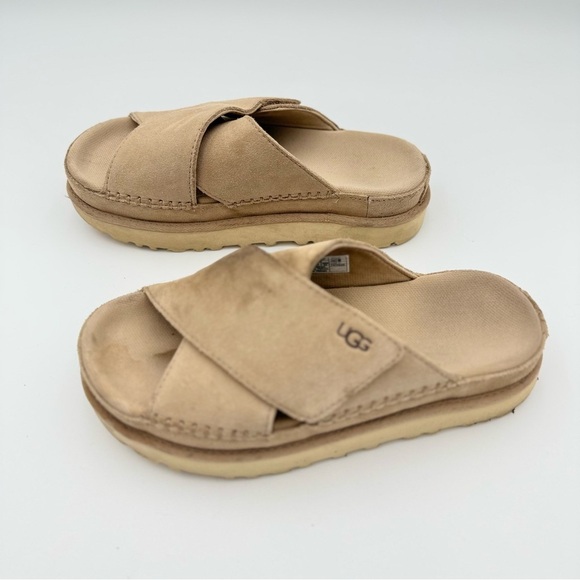 UGG Goldenstar Cross Slide size 6 - Picture 3 of 8